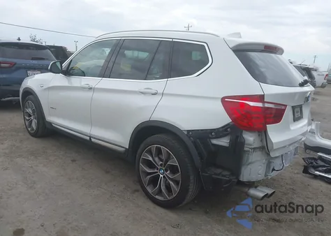 2016 BMW X3 xDrive28I z USA, uszkodzony, nr VIN 5UXWX9C52G0D68791